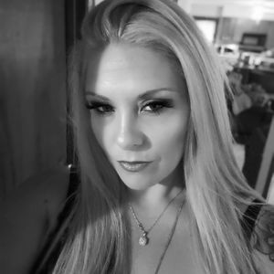 Meet your Posher, Lana